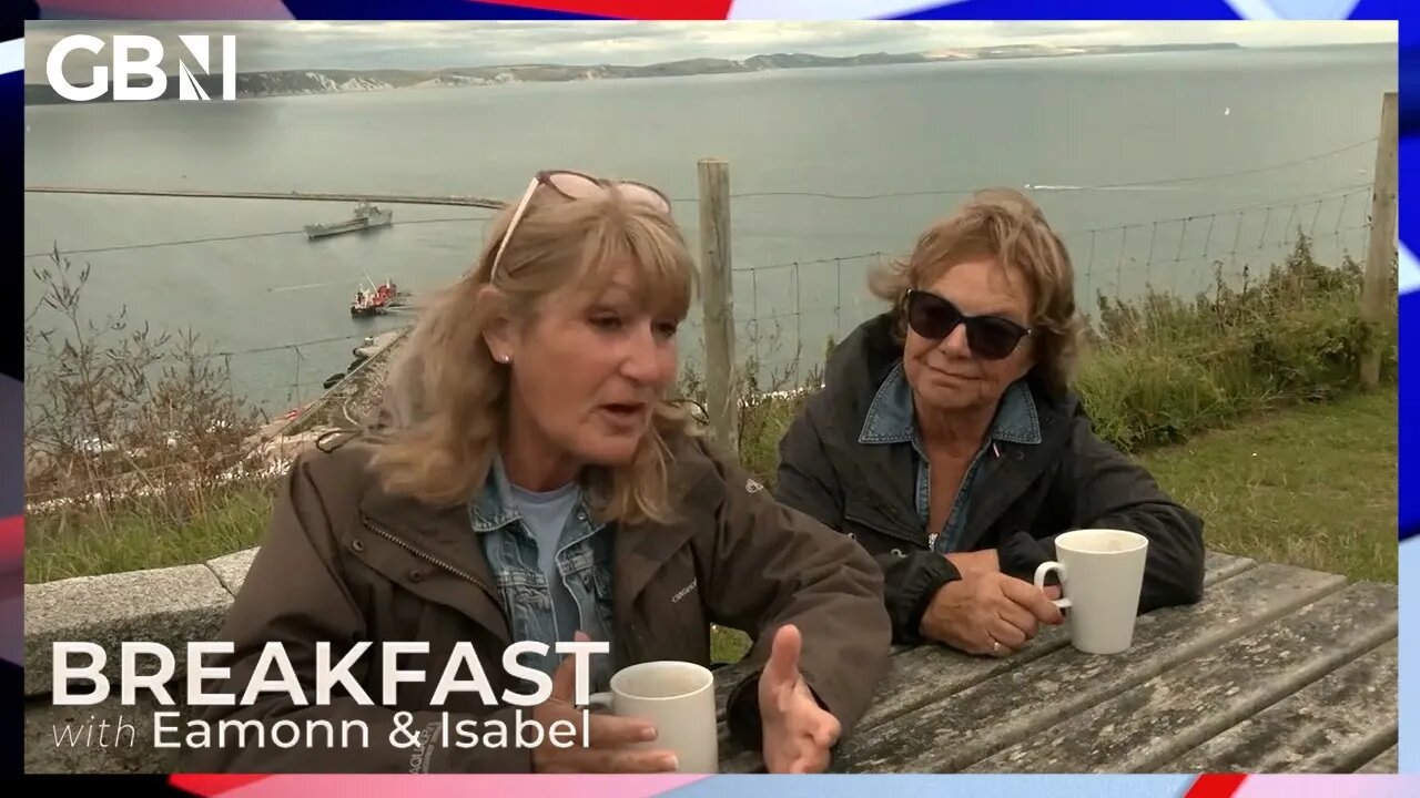 Portland residents speak out about concerns with 500 migrants taking up residence on a barge