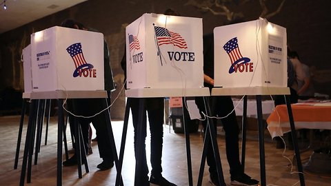 US Allows Sanctions On Foreigners Meddling In Elections