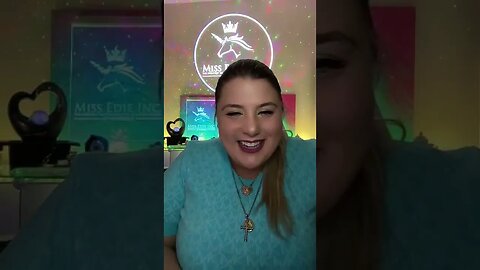 TAURUS ♉️ YOU ARE FAVOURED 🕊️ WATCH HOW YOU WILL BE BLESSED 🥹LOVE TAROT DECEMBER 2022