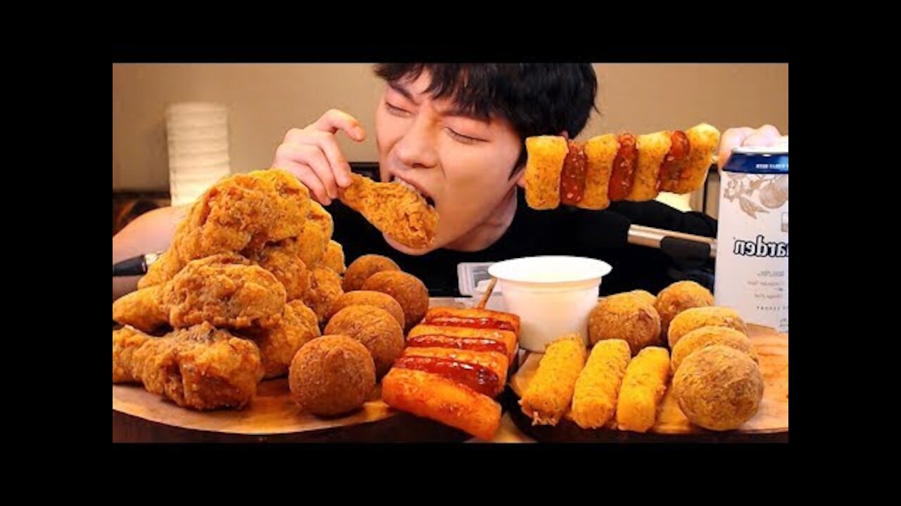 Mukbang! Eating Friend Chicken and Cheeseball and many more!