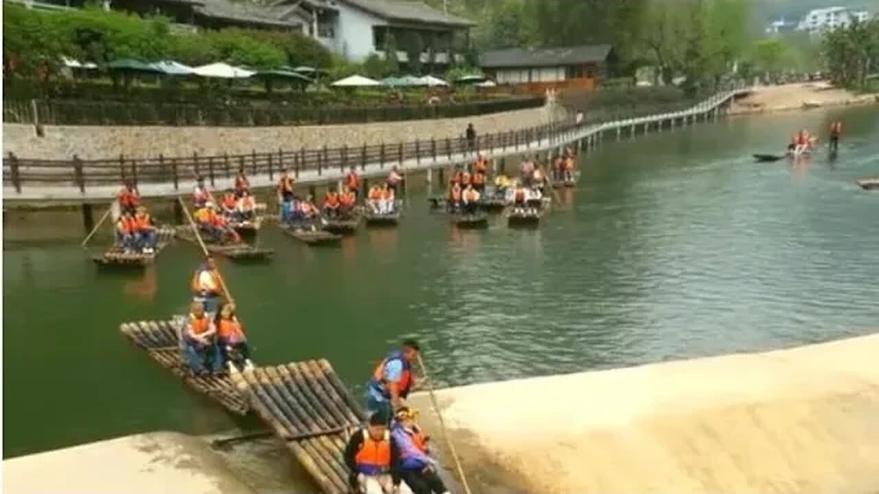 unforgettable bamboo rafting trip in Yulong river🤩 Episode38