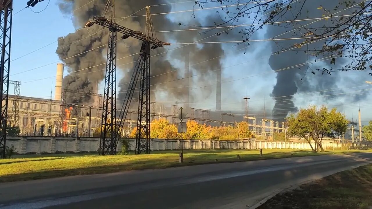 PS Pridneprovskaya in Dnepropetrovsk is burning