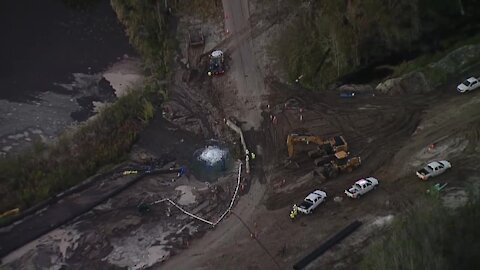 Water main break in Hillsborough County (CHOPPER)