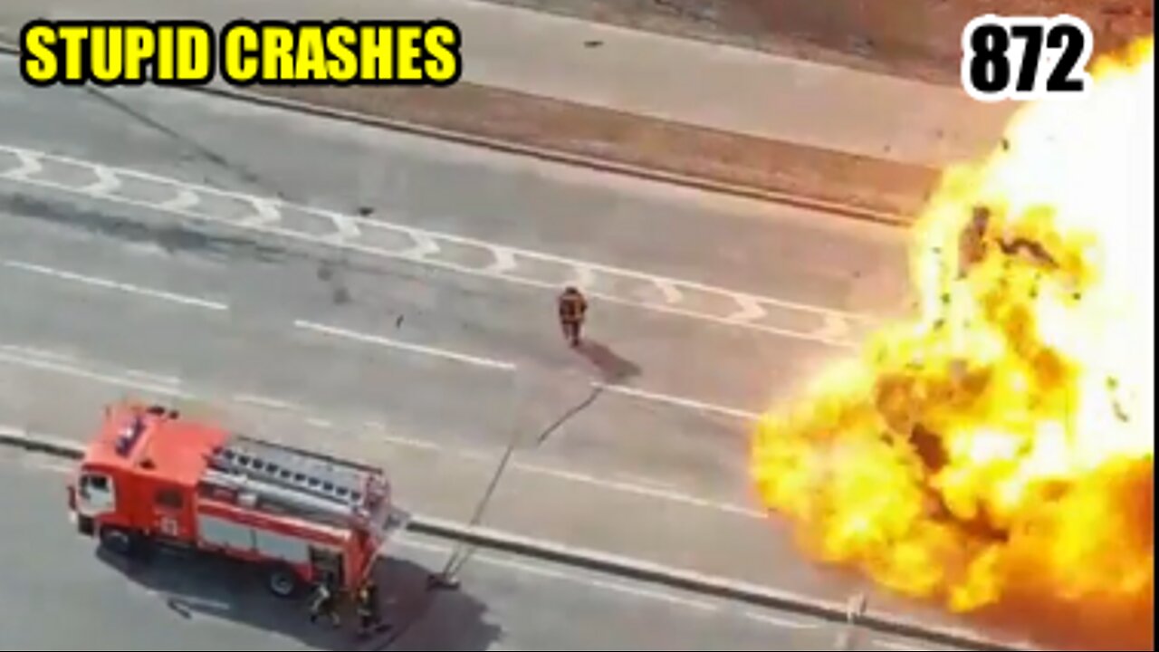 Stupid crashes 872 April 2024 car crash compilation
