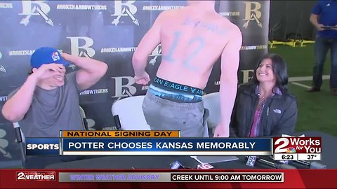 Report: Bob Stoops to return to coaching for Dallas XFL franchise; Broken Arrow's Gavin Potter takes off shirt for National Signing Day reveal