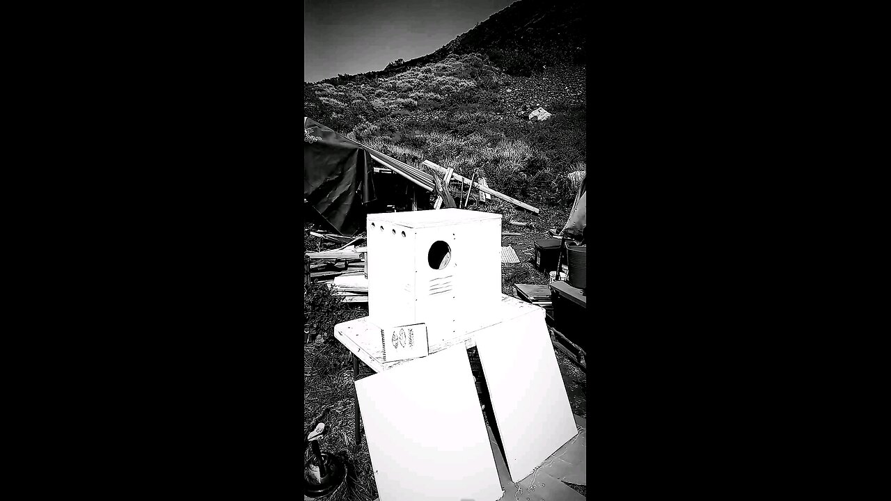 WE$T CLIP TWO - OFF GRID