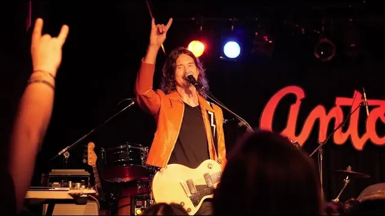 DamesViolet reunion/birthday show!