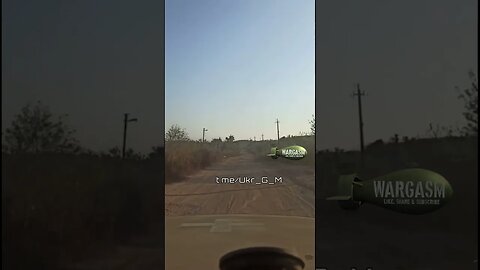 FPV kamikaze drone targets a Ukrainian car