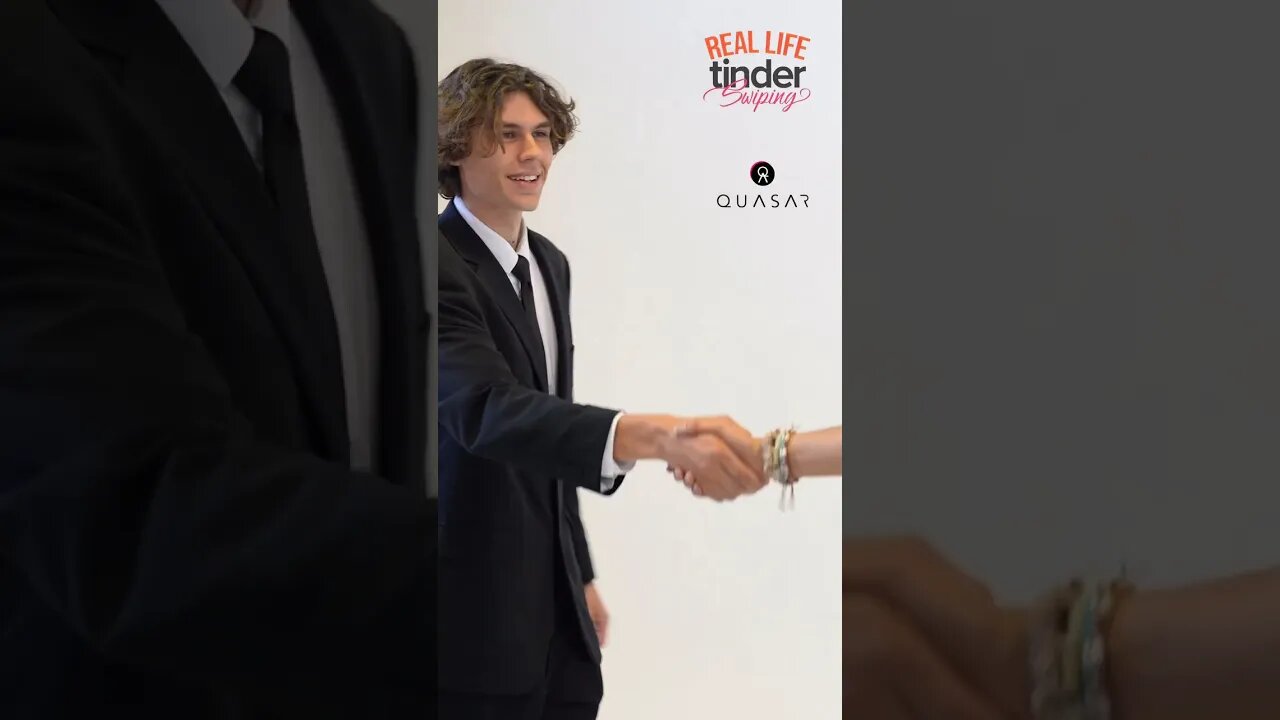 GET READY FOR SEASON 3 🔥 #Australia #GoldCoast #Tinder #Swiping #QuasarCentral #Shorts #shortsvideo
