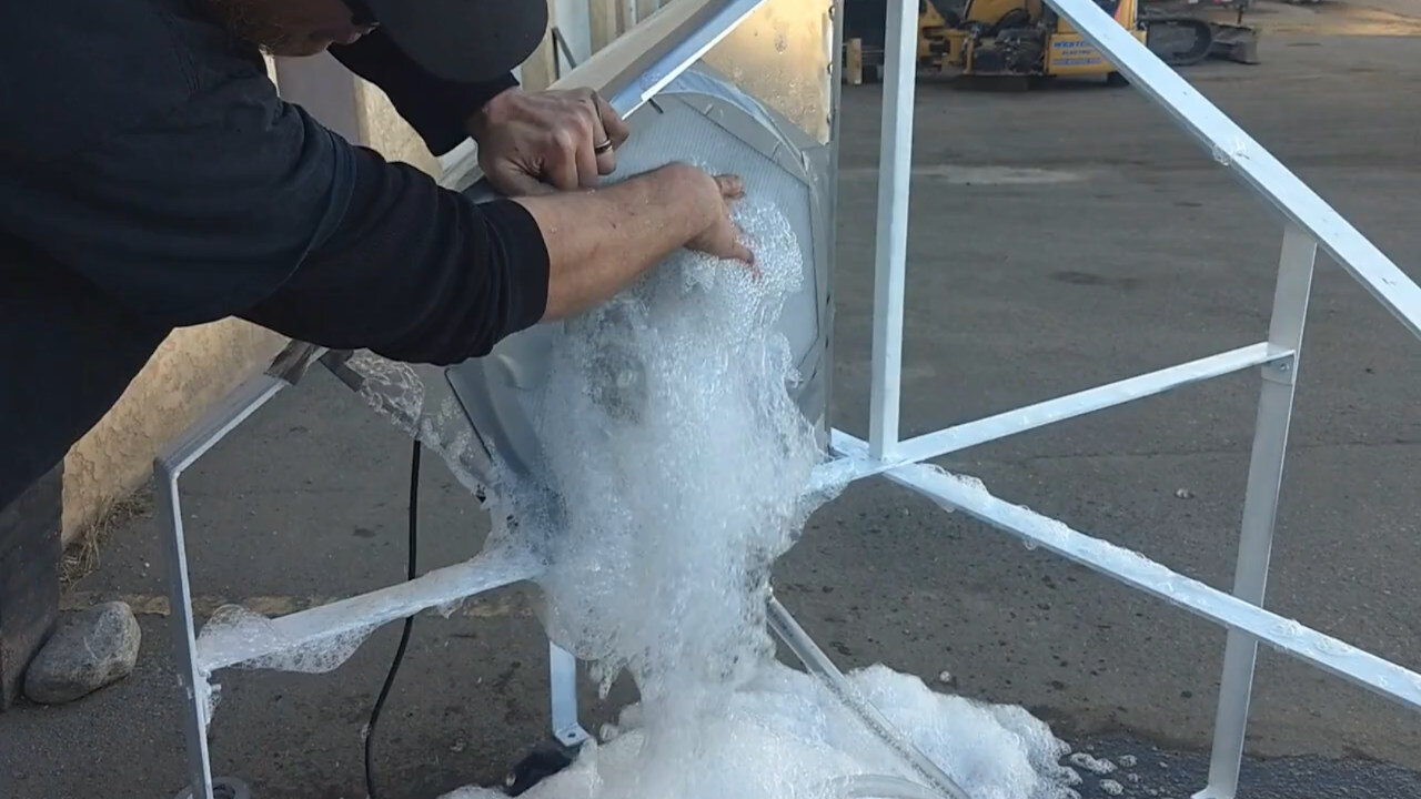 金豆莢4G-17開建第38天: 在泡泡盒上吹出氣泡來了！