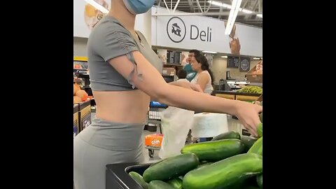 What's the point of that cucumber? 😑😐