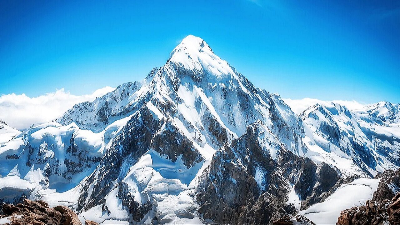 Why Can't Everyone See Mount Everest on a Flat Earth?