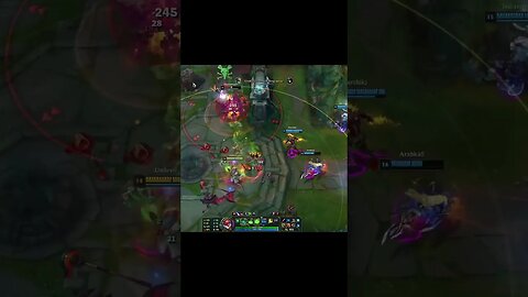 TWITCH HIDING LIKE A PRO #twitch #shorts #lol #leagueoflegends #adc #adcarry