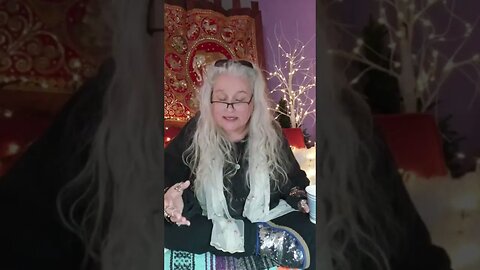 6 and 12 Medical Intuitive with Lynn Rene MacDonald. 4/1/22. 7:15PM EST.