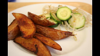 AIR FRYER POTATO WEDGES