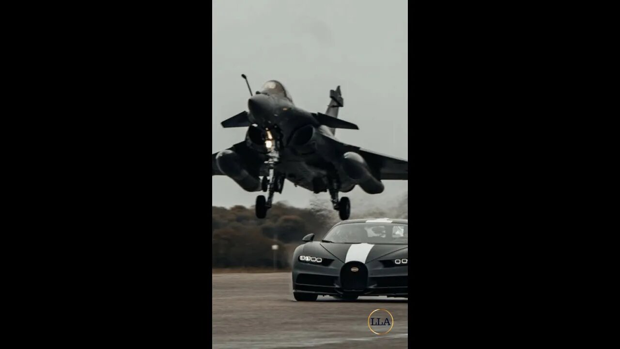 FIGHTER RAFALE vs CHIRON BUGATTI #shorts #bugatti #cars #race