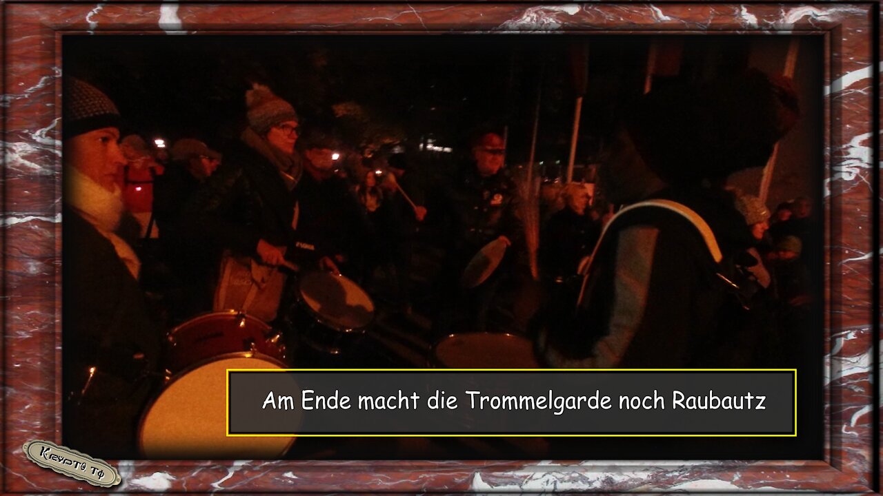 Am Ende macht die Trommelgarde noch Raubautz