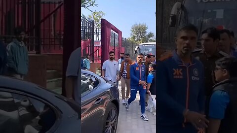 Virat Kohli Spotted Leaving Arun Jaitley Stadium After Today's Practice Session.🚘🤍.