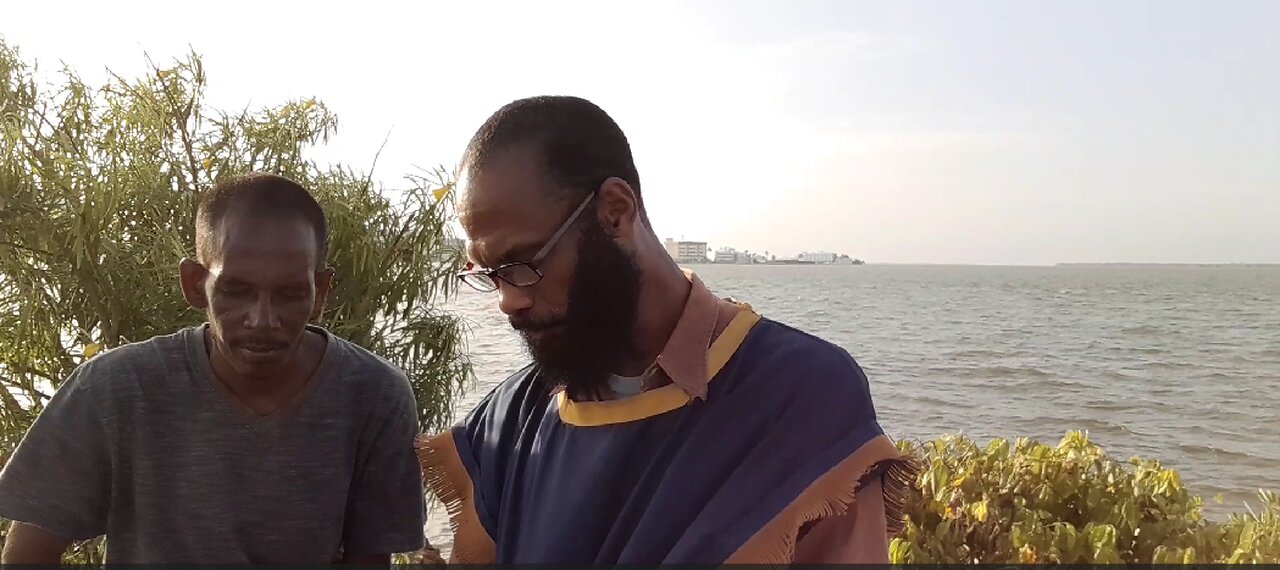 MAN GETS ANSWERS FROM THE BIBLE HIS "PASTOR" CANNOT ANSWER!