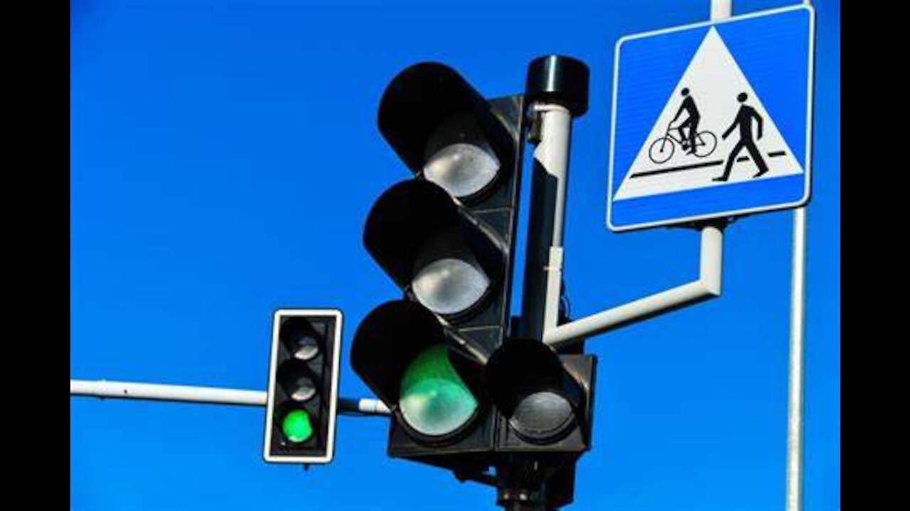 GOOGLE MOVING IN TO NOW CONTROL ALL TRAFFIC LIGHTS! SWAY ELECTIONS AND NOW SWAY TRAFFIC