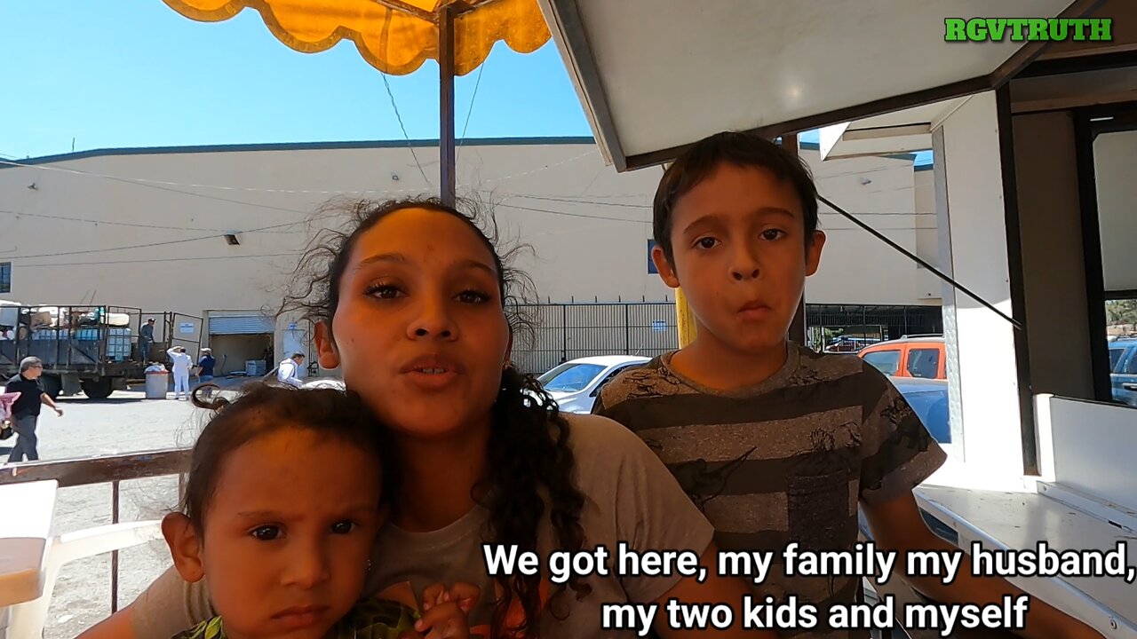 Mexico Interviews : Venezuelan Mother of 2
