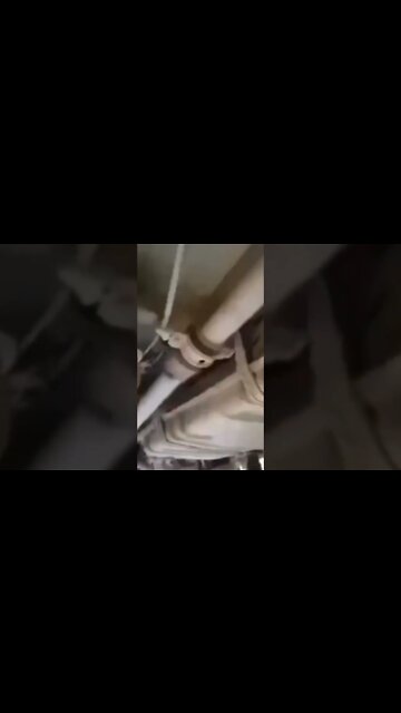 Mechanic fails but with Half Life sounds