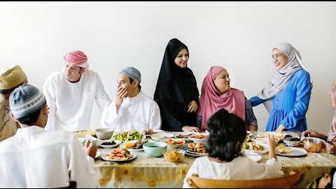 EID GIFT of Economic Vibrancy via Tijaarat al Raabehah with Traction