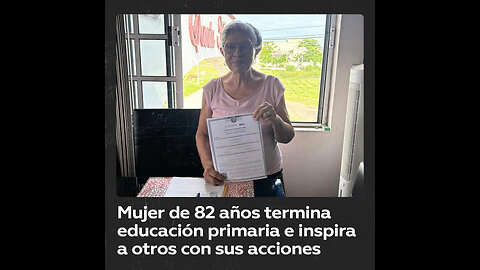 Anciana recibe su diploma de egresada de primaria a los 82 años