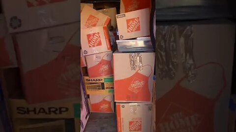 Door was stuck ! I gambled $1300 ! 99% #shorts reels #fyp #storageauctionpirate