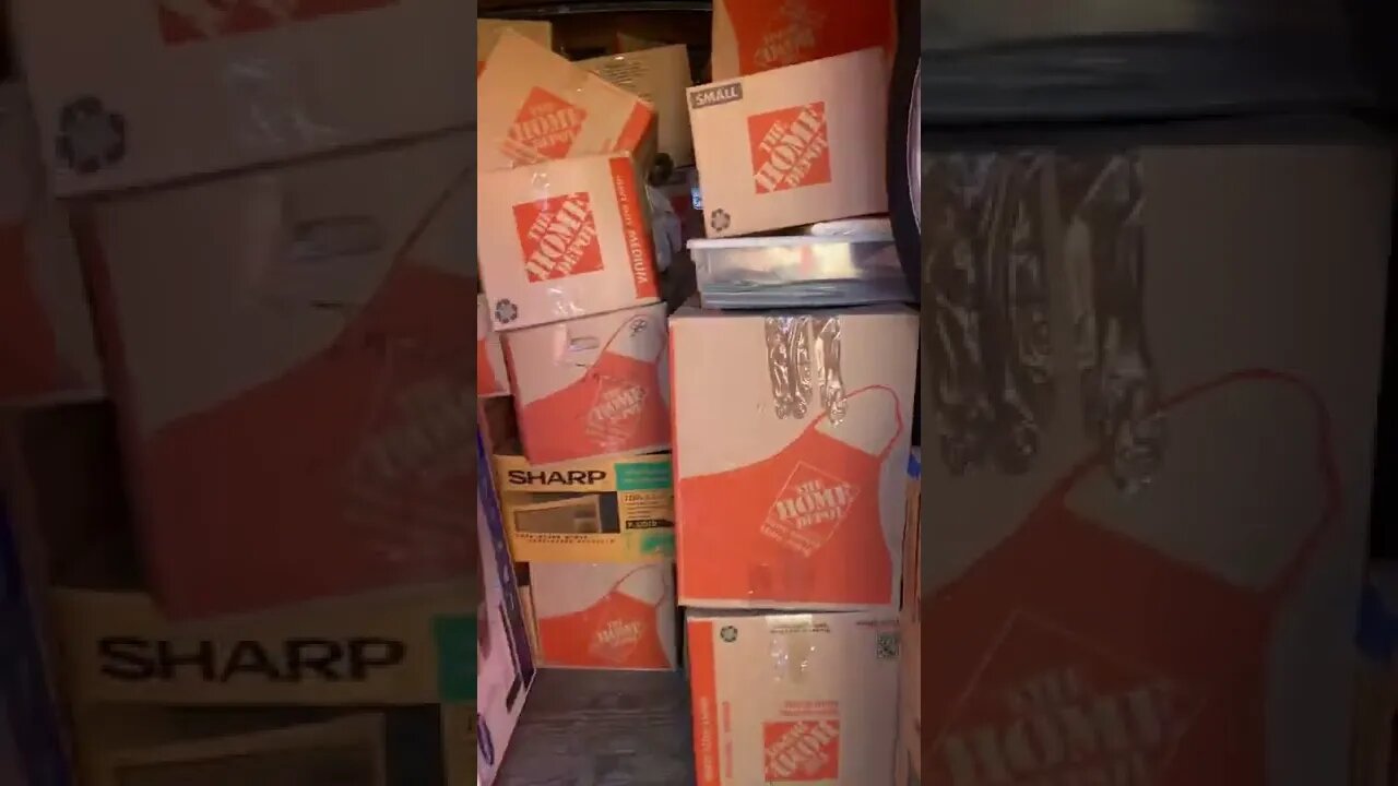 Door was stuck ! I gambled $1300 ! 99% #shorts reels #fyp #storageauctionpirate