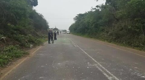 SOUTH AFRICA - Durban - Service delivery protest (Videos) (5Tk)