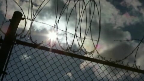 UB Law School works to reduce sentences of imprisoned trauma survivors, receives grant