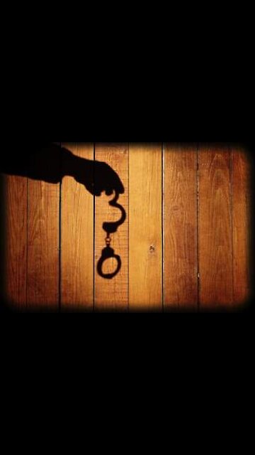 Christians And The Law of The Land (60 Quick Seconds)