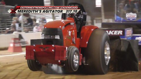 Lt Pro Tractors Pulling At The Buck