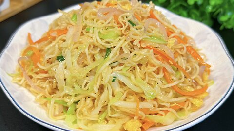 EASY CHOW MEIN RECIPE, AKA CHINESE FRIED NOODLES #recipe #cooking #chowmein #chinesefood #noodles