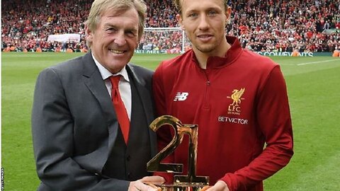Lucas Leiva: Former Liverpool midfielder retires because of heart condition 💉(March 2023)