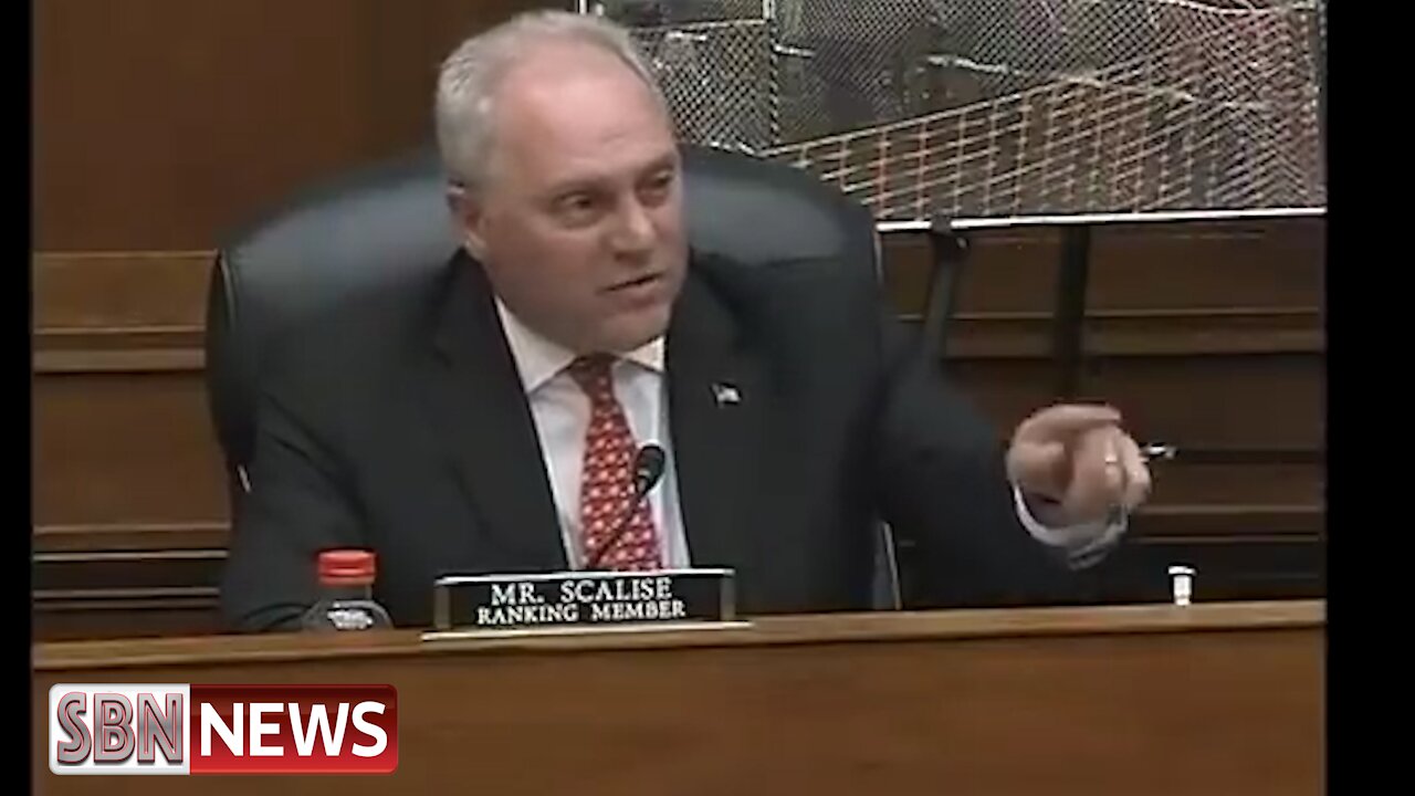 Steve Scalise Plays Video of Biden, Harris Doubting Vaccines on Ipad During Covid-19 Hearing - 2781