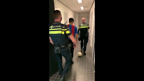 He was about to get out of prison😂