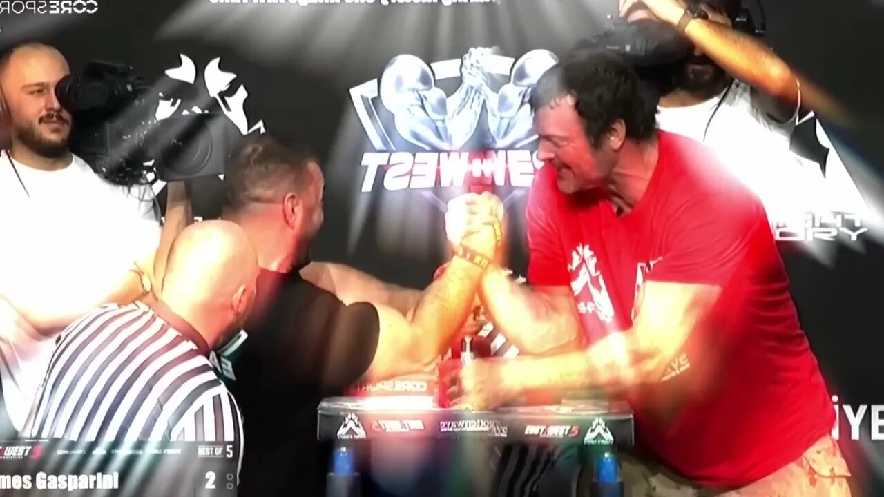 Official Devon larrat 🆚 ermes gasaparini highlights #armwrestling #viral #eastvswest #sajidguru007