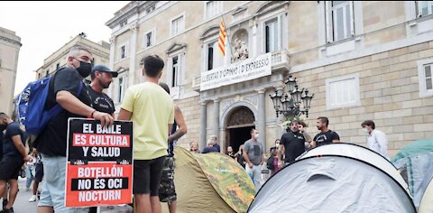 Huelga de hambre del Ocio Nocturno en Pl. San Jaime de Barcelona