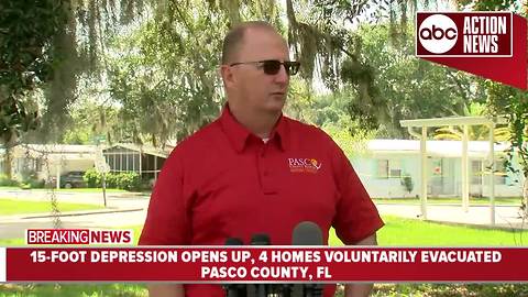 15-foot depression opens up in Pasco County, 4 homes voluntarily evacuated