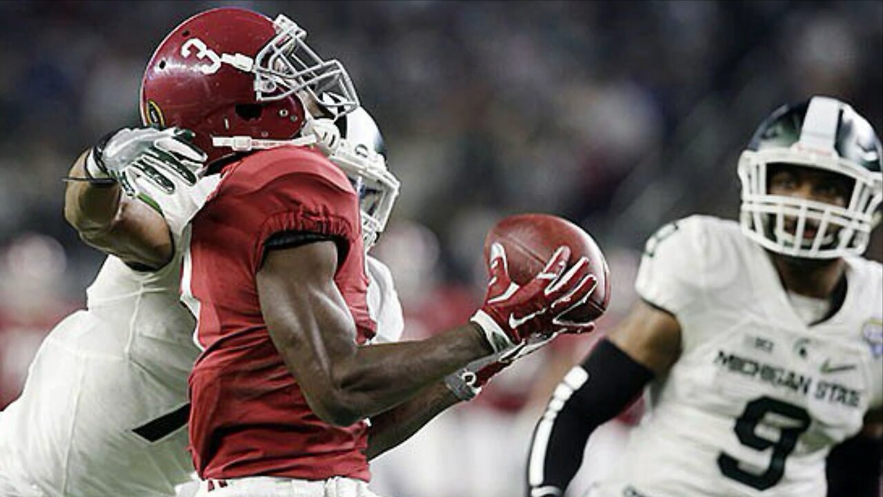 50 days until Alabama Football 🐘🔥 Calvin Ridley breaks free for 50 yard TD against Michigan State!