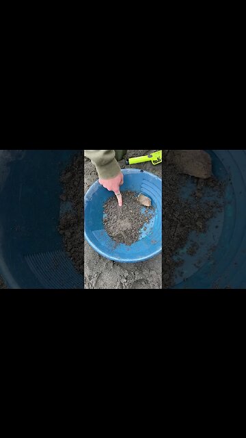 Gold prospecting a bedrock deposit