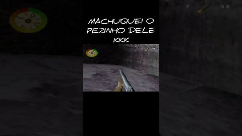 Ele Tinha Um Pé Tamanho 42 KK