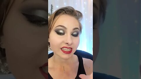 trick to cut crease #shorts #makeup #howto #tricks