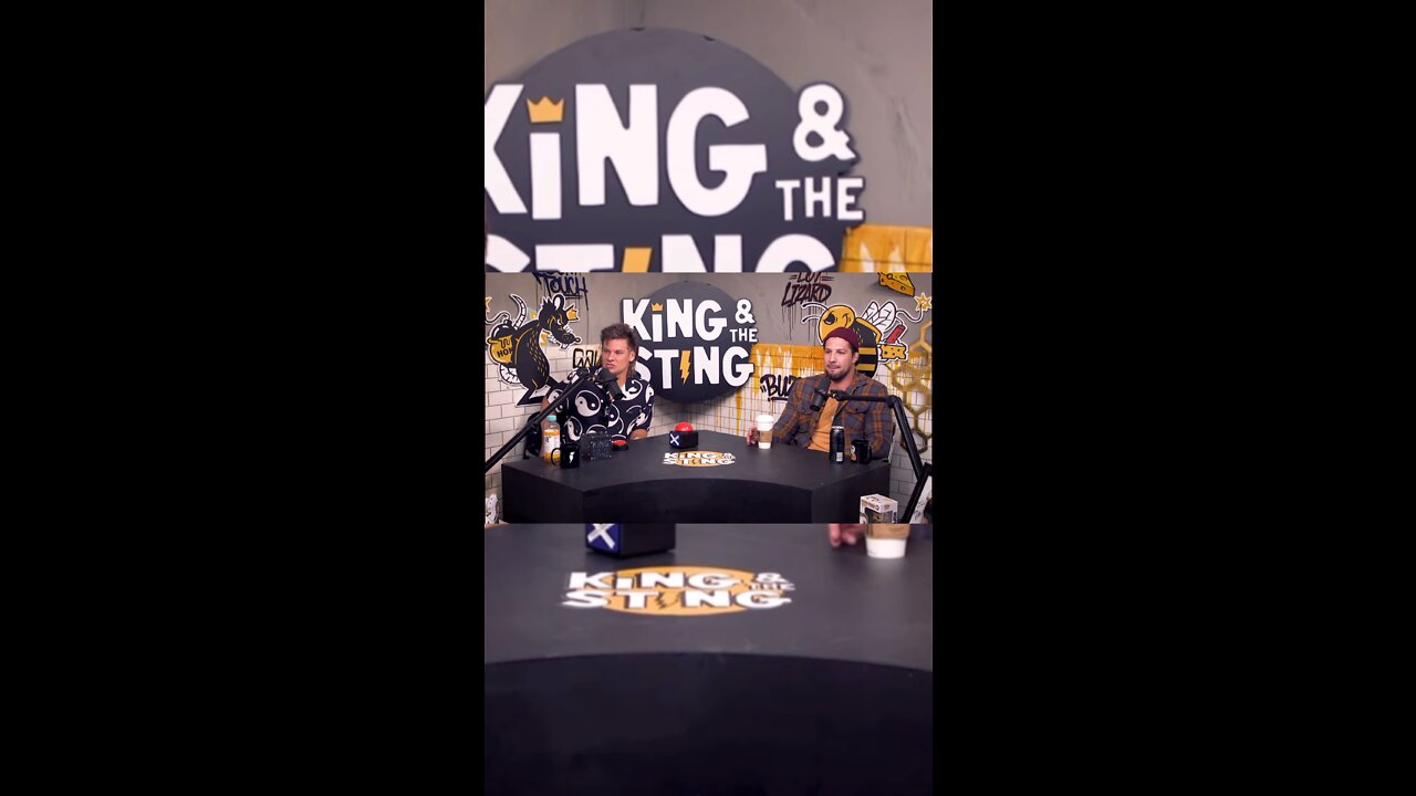 King it or sting it with Theo Von and Brendan Shwaub #rumble #rumblebros