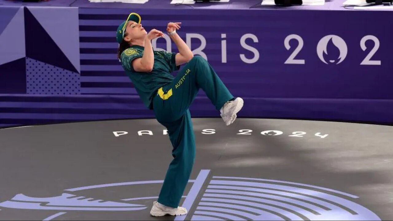 Olympic Judge Defends Raygun's Unique Breaking Routine!