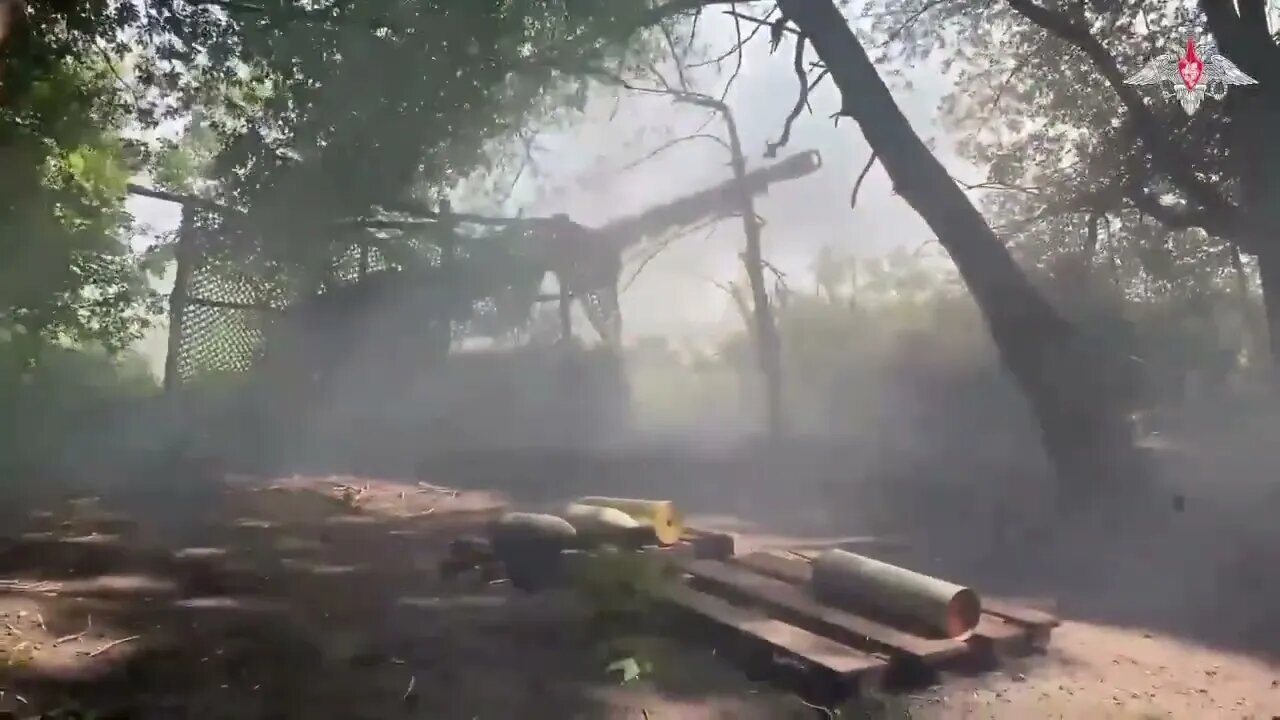 Russia artillery smashing Ukranazis positions 17th Sept 2023