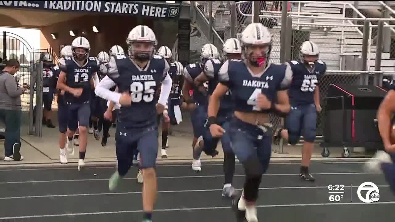 Macomb Dakota hosts Chippewa Valley in Leo's Coney Island Game of the Week