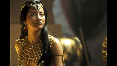 Cross kick Studio Films Kelly HU Moore Scorpion king Picture 6